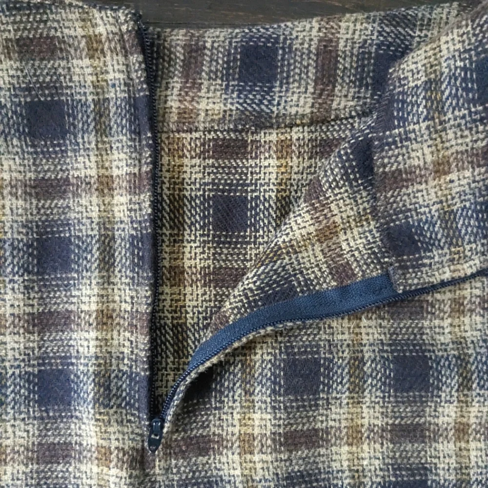 Vintage Plaid Wool Skirt with Chain Belt